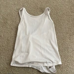 Fabletics tie-back tank